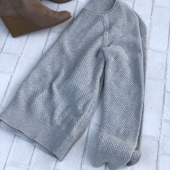 GAP Sweaters - 📍LOWEST NWT GAP gray sweater